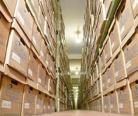 Sala de archivo de Digital Documents con cajas en custodia
